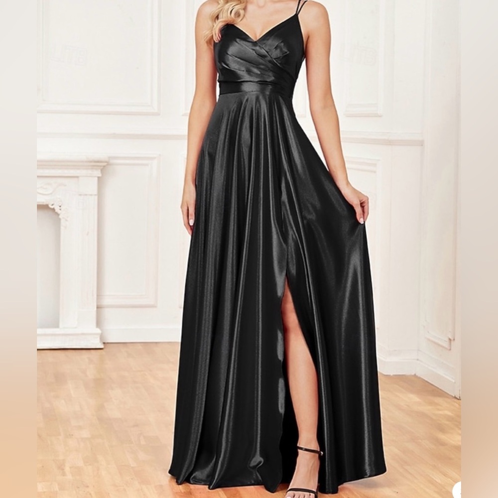 Elegant Black Satin Maxi Dress with Spaghetti Straps and Front Slit